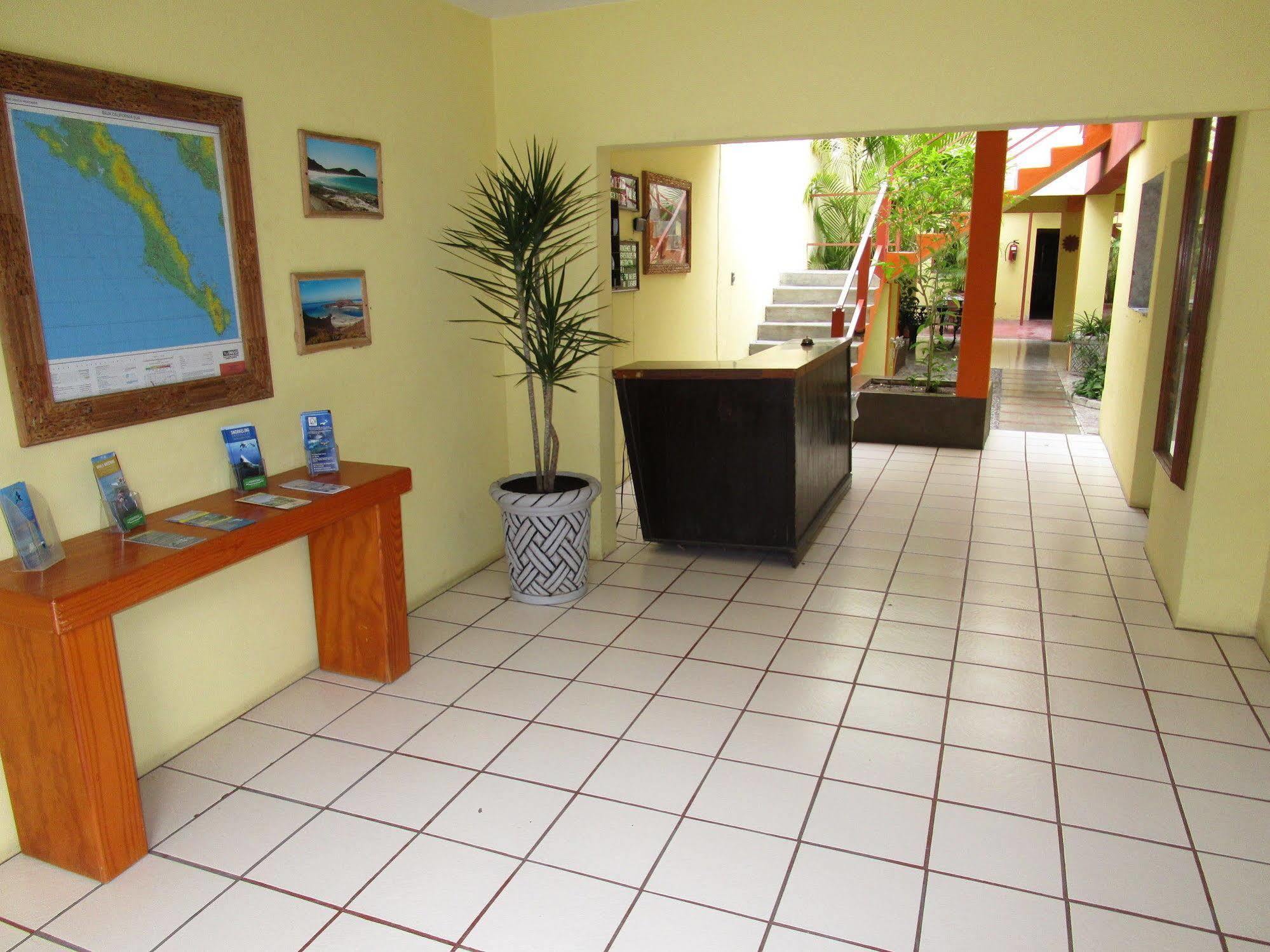 Hotel Lorimar ラパス エクステリア 写真
